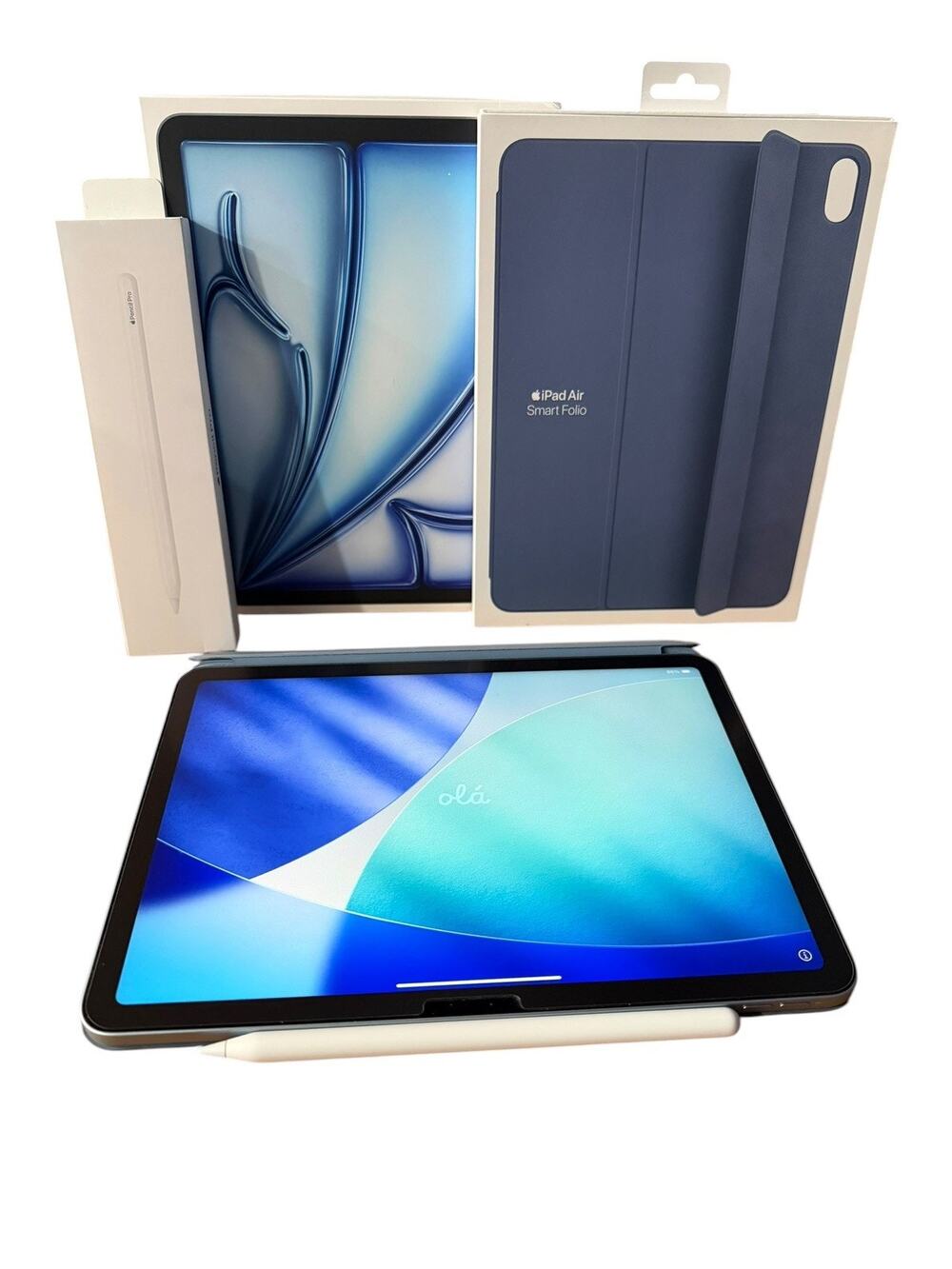 Apple iPad Air McA34ll/A 11-inch M3 A3266, 256GB, Wi-Fi, Blue with Accessories